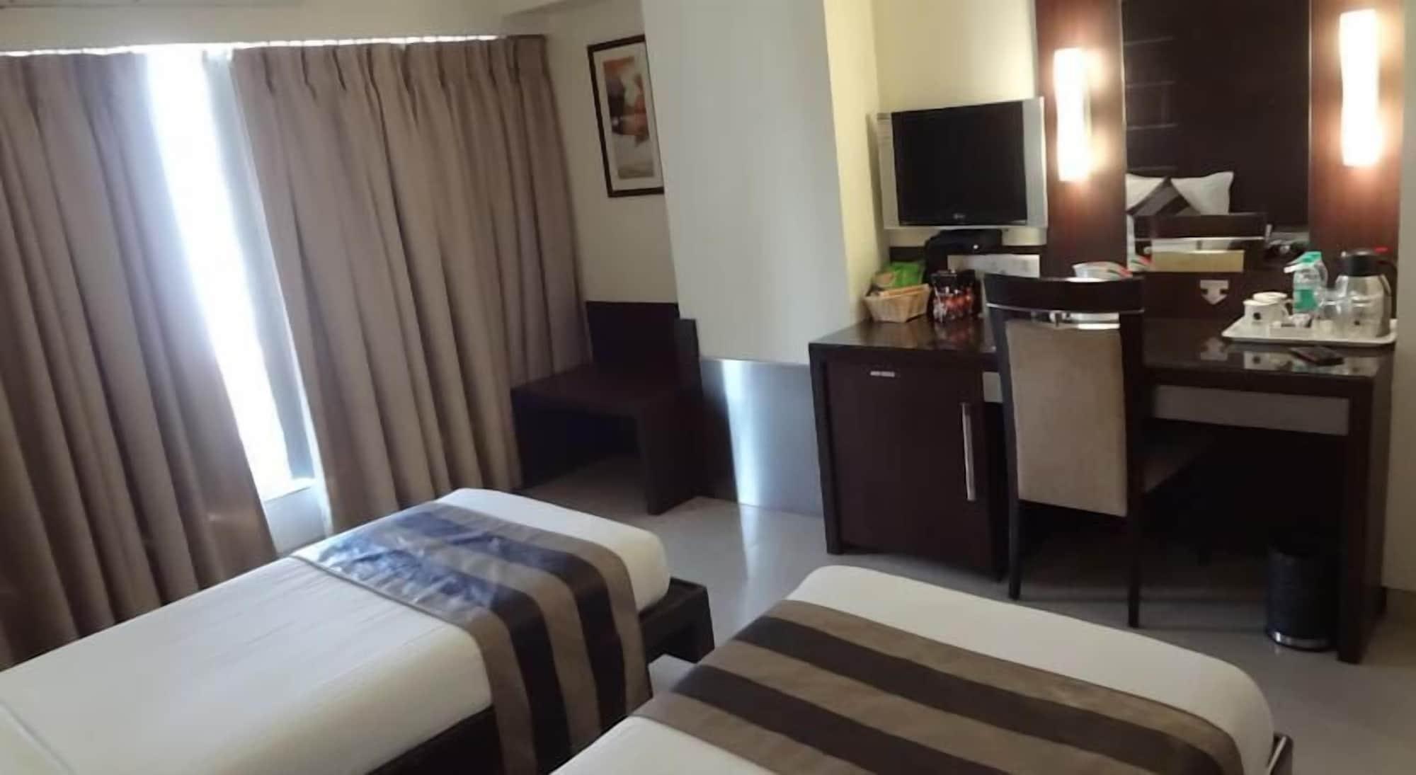 Hotel Suba Galaxy Mumbai Exterior foto