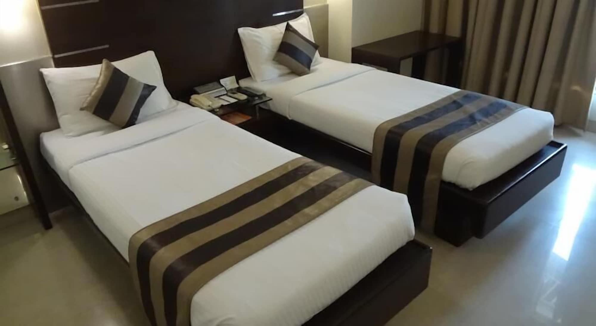 Hotel Suba Galaxy Mumbai Exterior foto