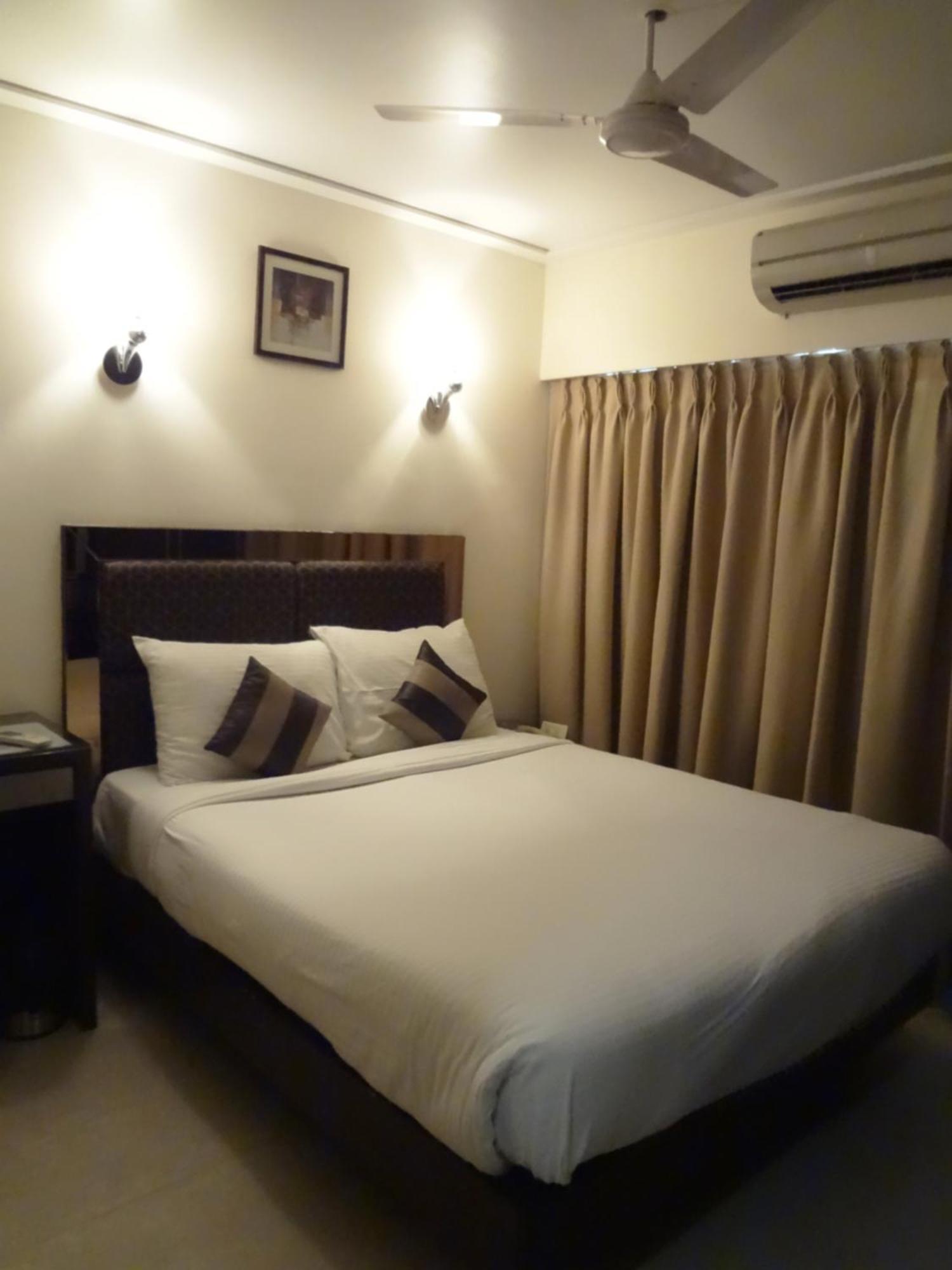 Hotel Suba Galaxy Mumbai Exterior foto