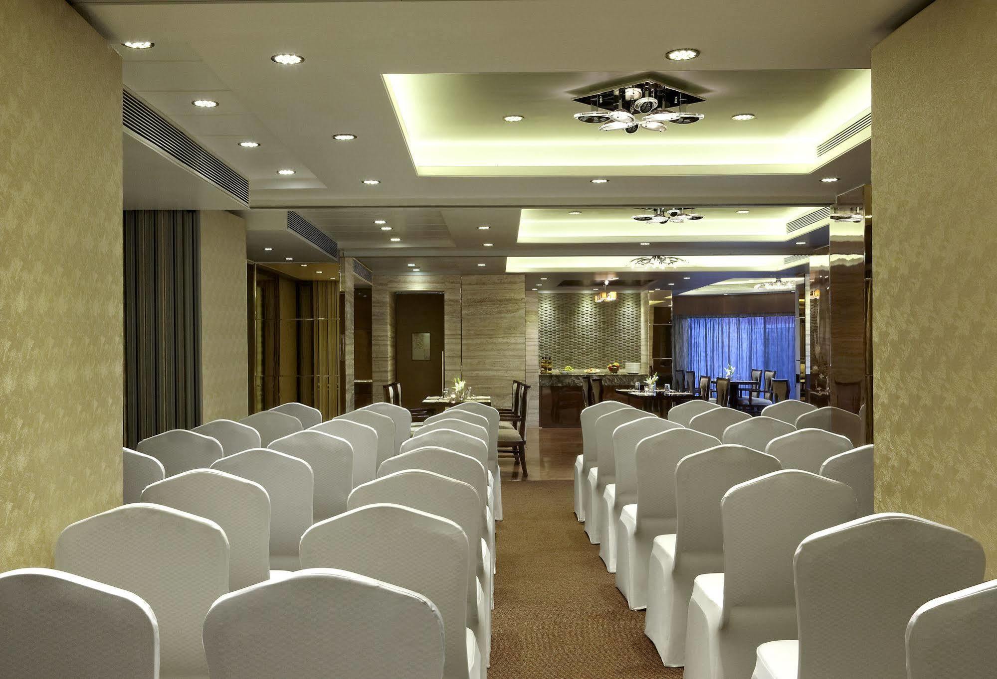 Hotel Suba Galaxy Mumbai Exterior foto